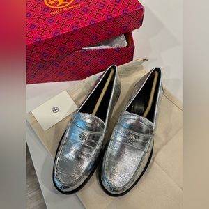 Tory Burch loafer